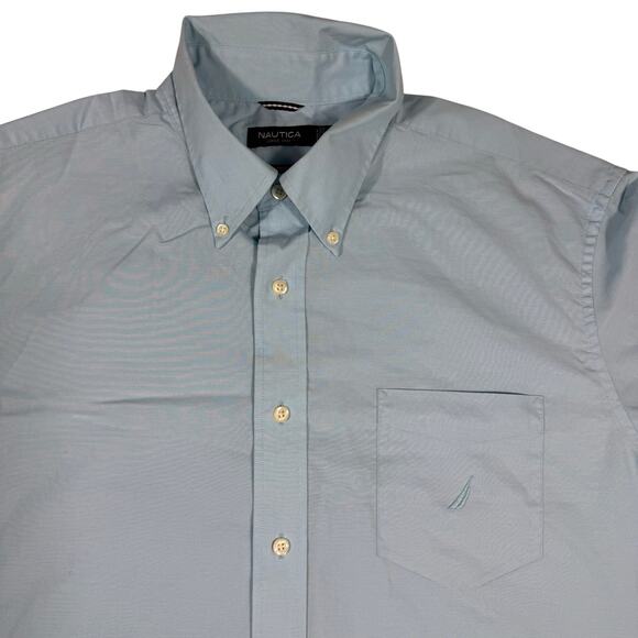 Nautica Wrinkle Resistant Men's XL Blue Short Sleeve Button Down Oxford Shirt - Picture 3 of 8